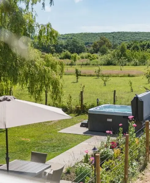 Holiday home with Hot tub in Kent