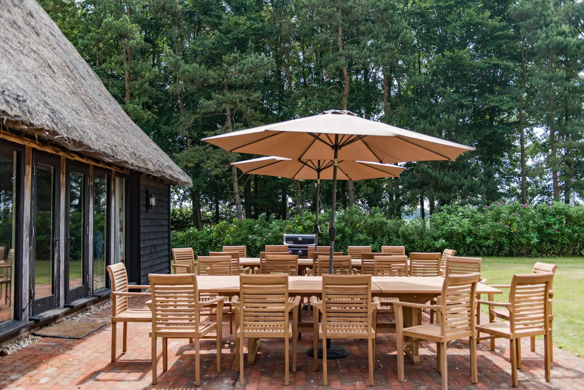Great higham barn outside seating