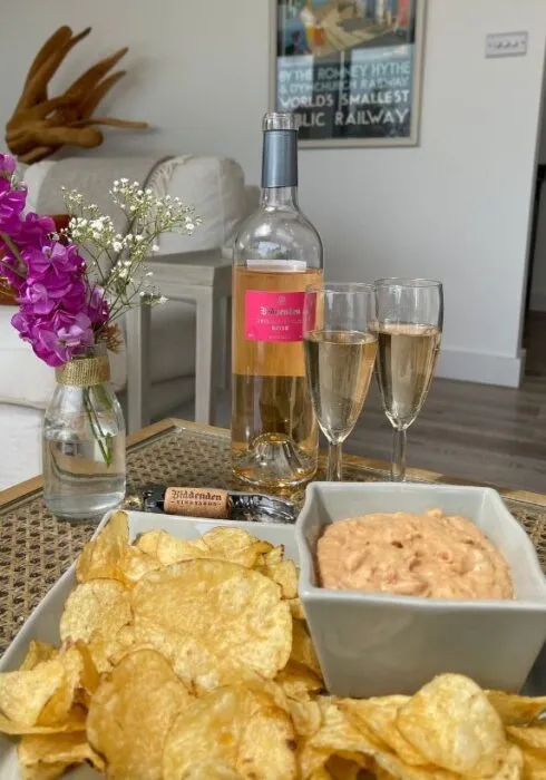 Quick and easy Sun-dried Tomato, Rosemary & Cannellini Bean Dip