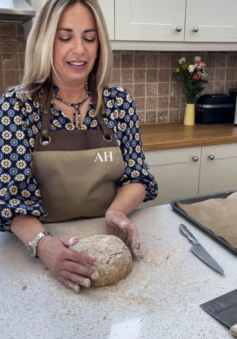 Alex Hollywood Bread Making