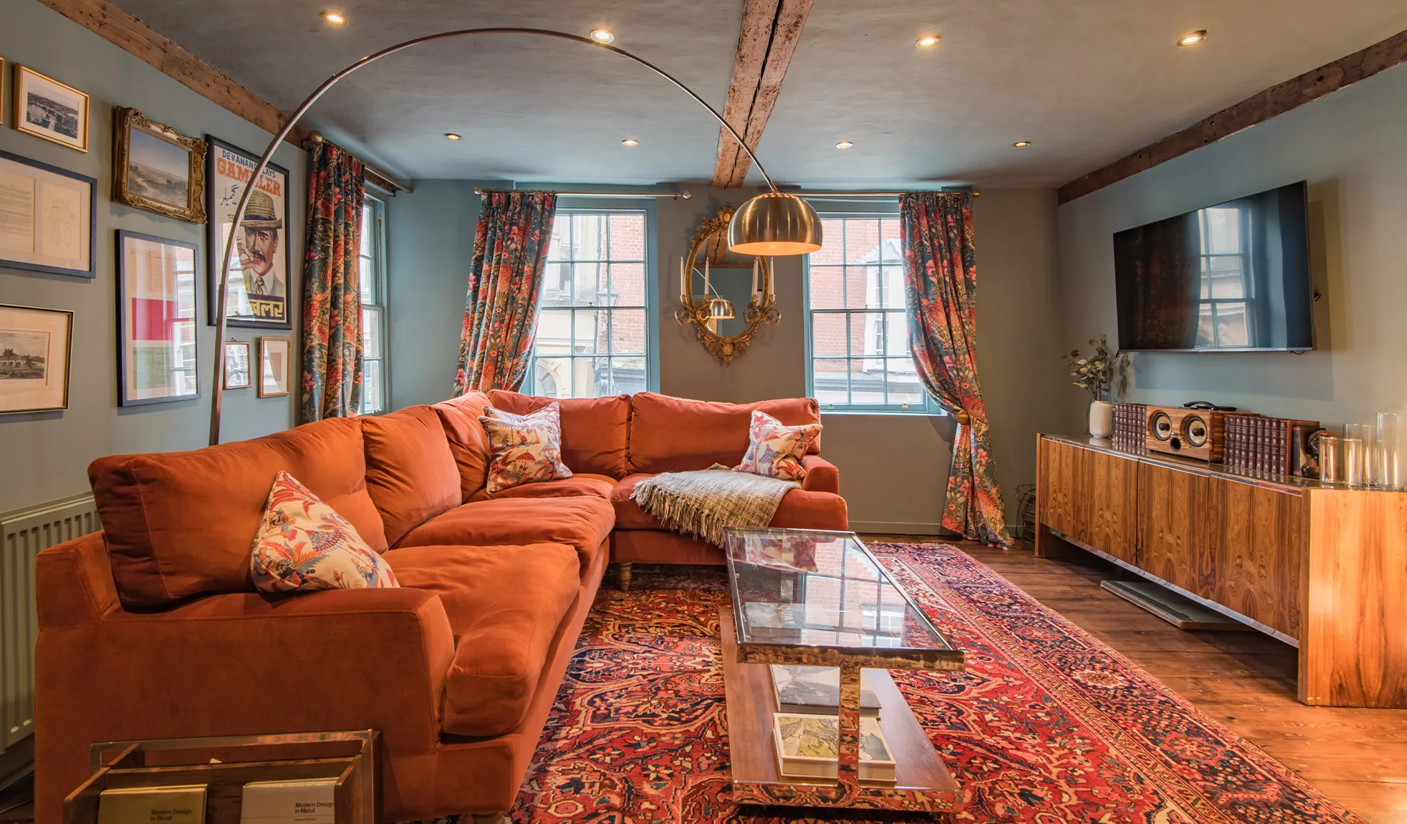 The Wonky House, a holiday home in Rochester