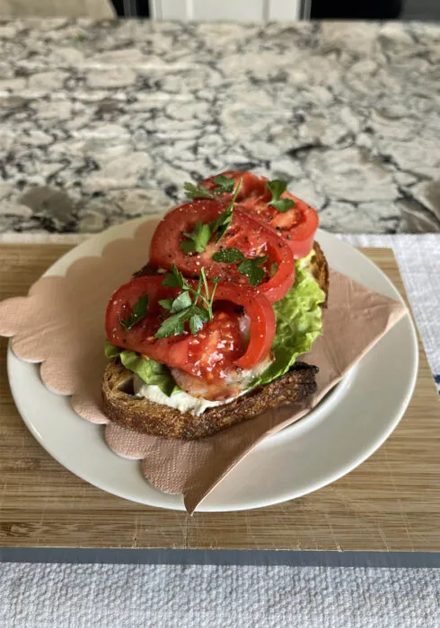BLT Sandwich | Bloom Stays