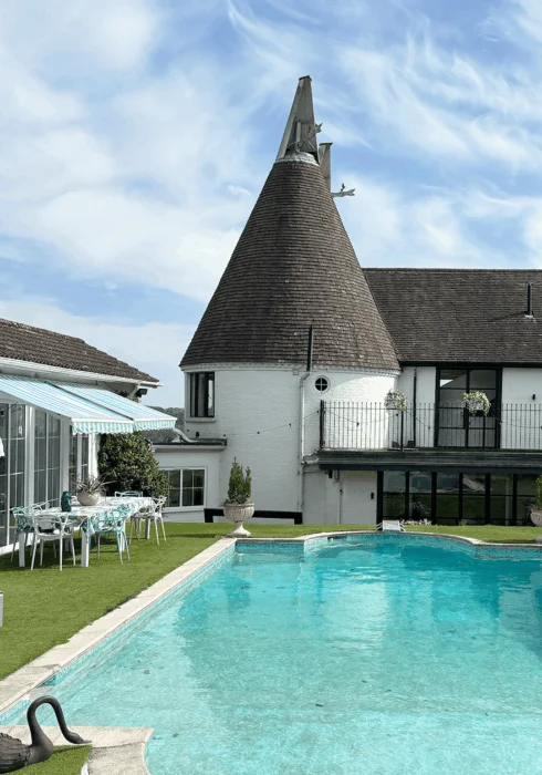 Springhill swimming pool – Holiday homes with pools – Bloom Stays