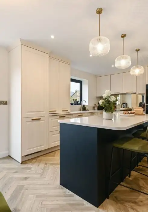 Sotine Beach House Kitchen | Bloom Stays